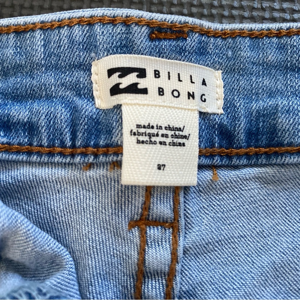 Billabong shorts, 27 NWT - Picture 3 of 5